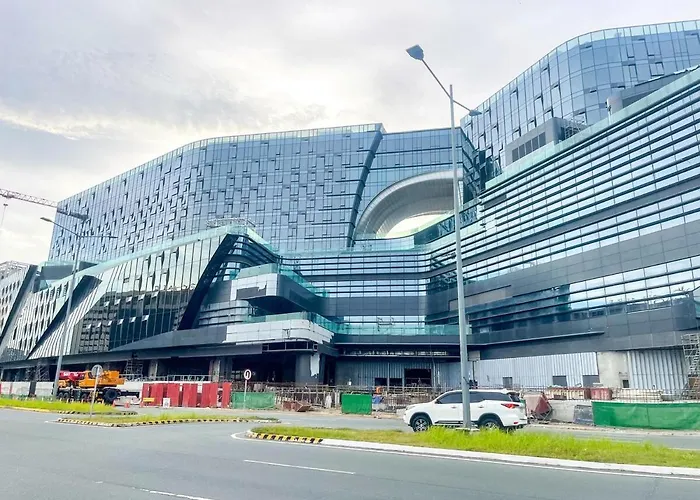 Modern & Luxury 3br Near Solaire, Okada, Airport Manila